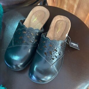 Thom Mcan  Black Leather Mules with Cut-Out Design size 6.5M